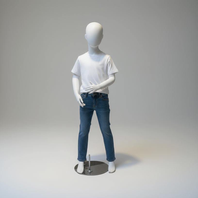Børnemannequin, 6-8 år, H 122 cm, med hoved. Hvid