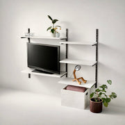 TV-seinä Framework-kiskoilla, setti kuten kuvassa