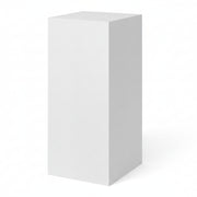 Podie. Hvid melamin. 40 x 40 x H100 cm.