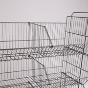 Eroteltäjä pinoamiskoriin, musta