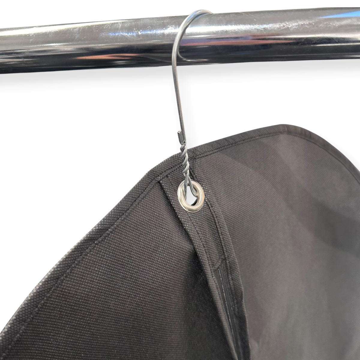 Pukupussi - puvuille - non-woven. SUURERÄ 125 kpl.