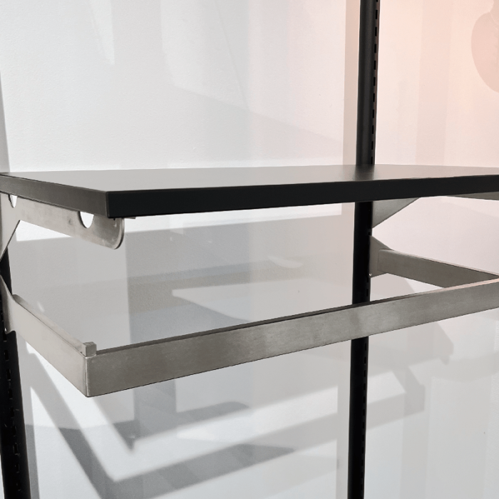 U-muotoinen tanko 60 cm. Harjattu satiini. B-MT