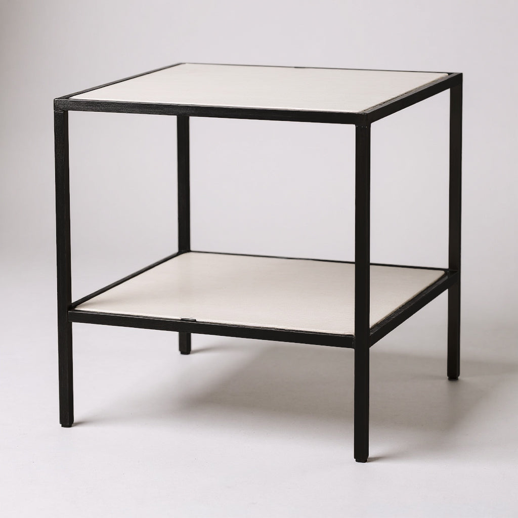 Luton-pöytä, valkoisilla melamiinilevyillä, musta runko, 80 x 80 x K80 cm