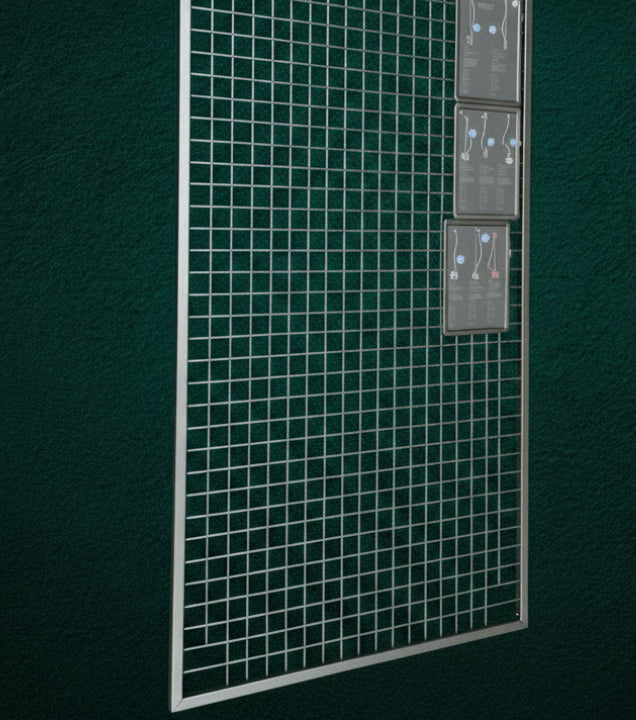 Metalgråt gitter med kraftig ramme 97 x 141 cm