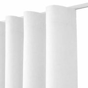 Valkea verho, tahroja hylkivä puuvilla, u-verhotangolle (vapaasti roikkuva), L200 x K190 cm. 21 koukkua